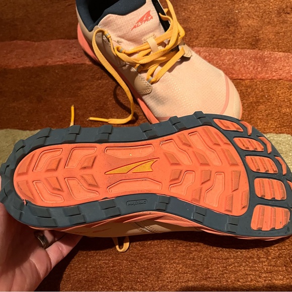 ALTRA Women's Superior 5 Trail Running Shoes, Dusty Pink - 9 US, USED - Picture 10 of 11